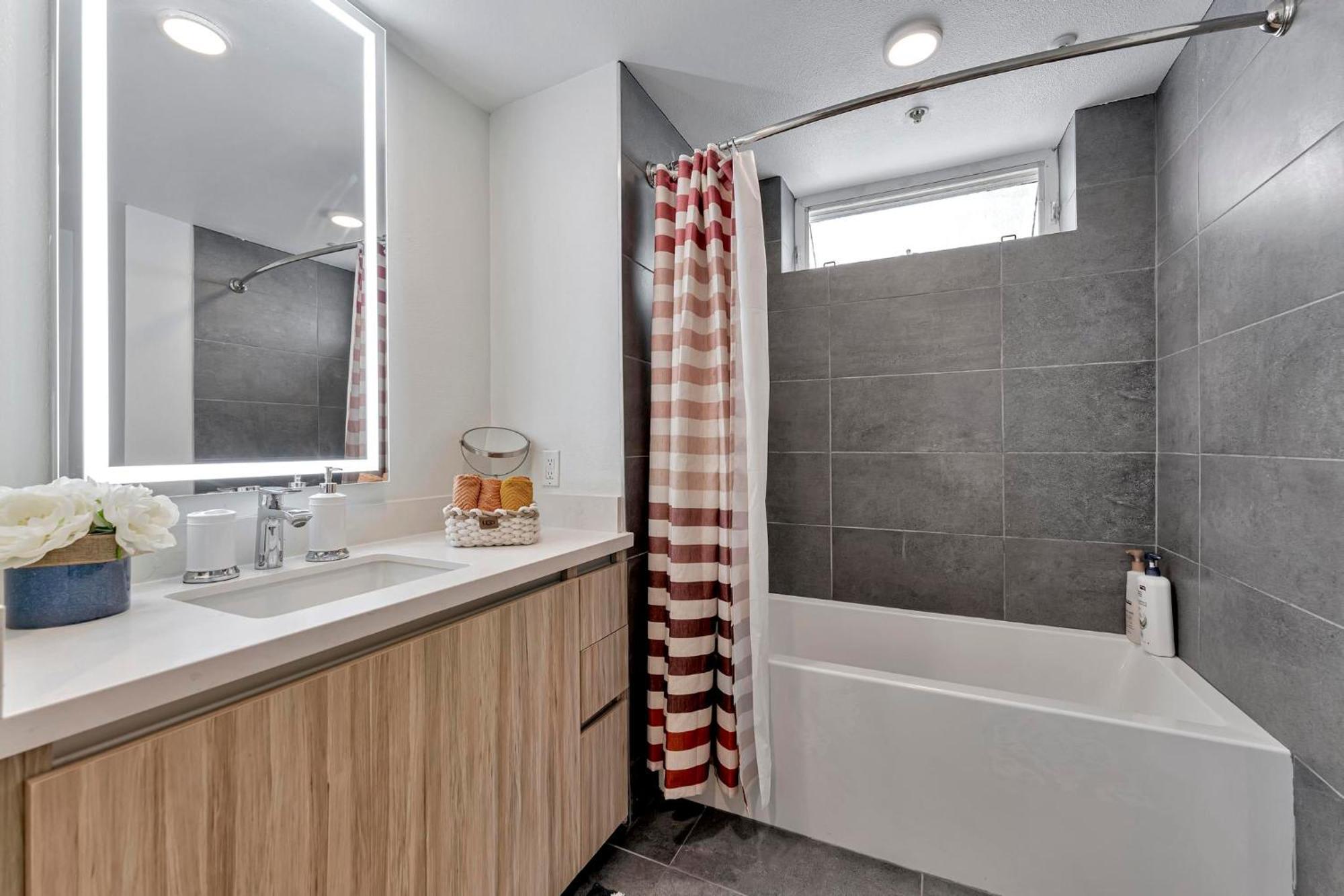 7 Large Down Town Santa Monica Apartment Los Angeles Zewnętrze zdjęcie