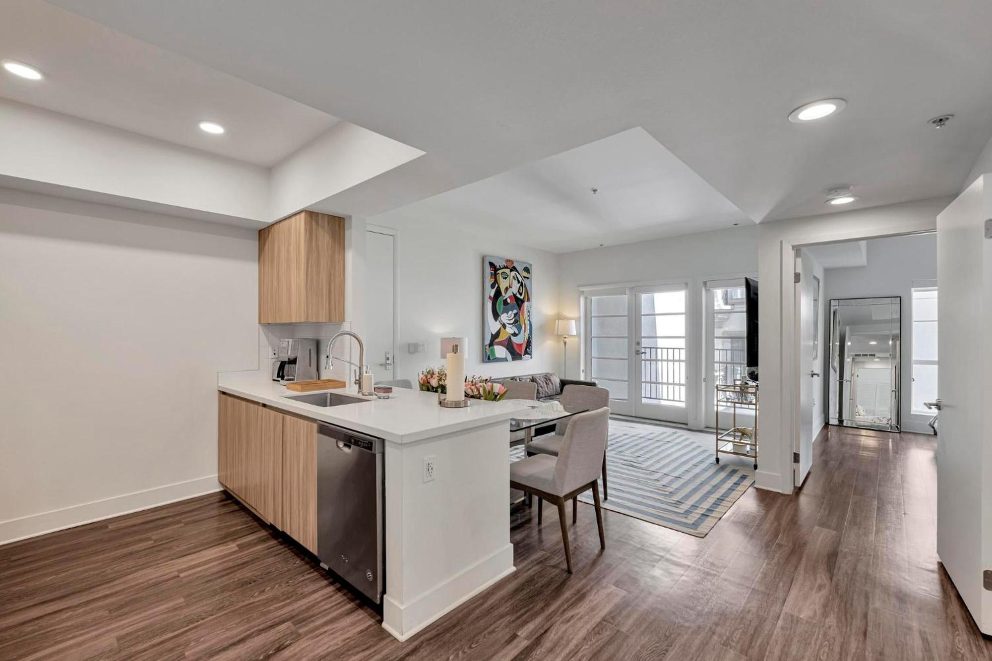 7 Large Down Town Santa Monica Apartment Los Angeles Zewnętrze zdjęcie